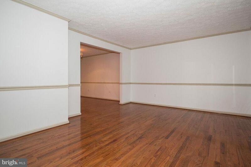 TIMBER GROVE - Residential Lease