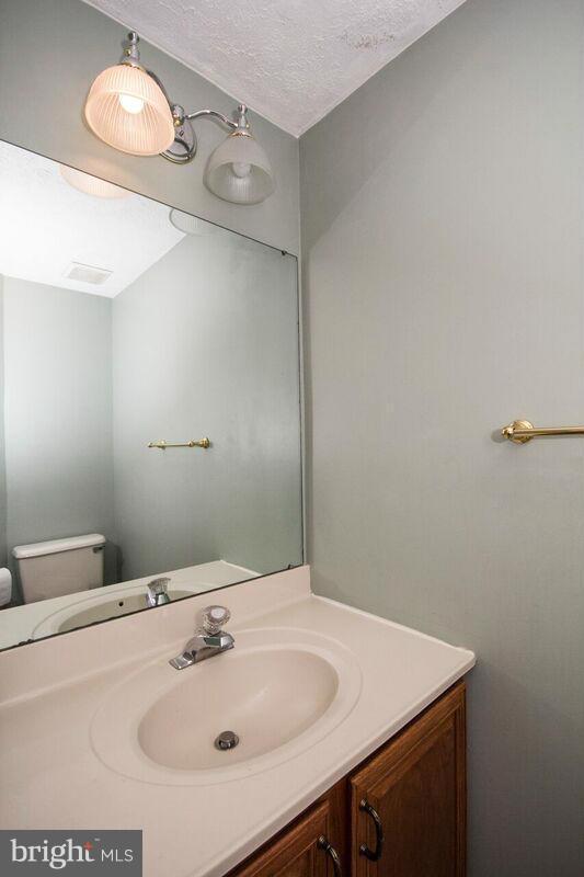 TIMBER GROVE - Residential Lease