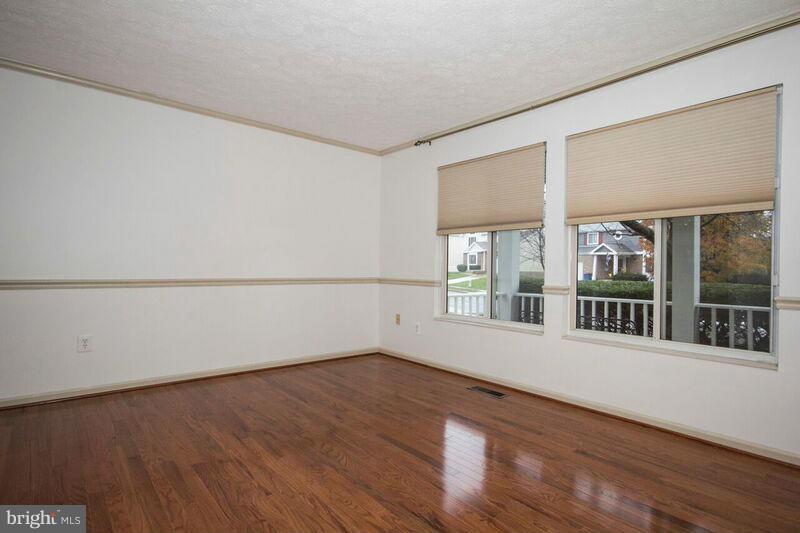 TIMBER GROVE - Residential Lease