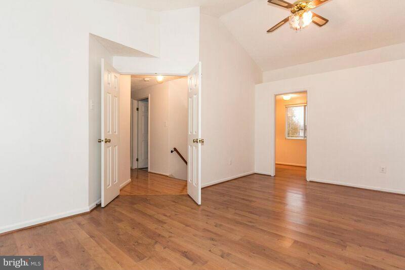 TIMBER GROVE - Residential Lease