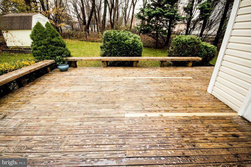 TIMBER GROVE - Residential Lease