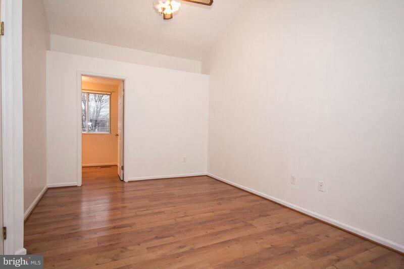 TIMBER GROVE - Residential Lease