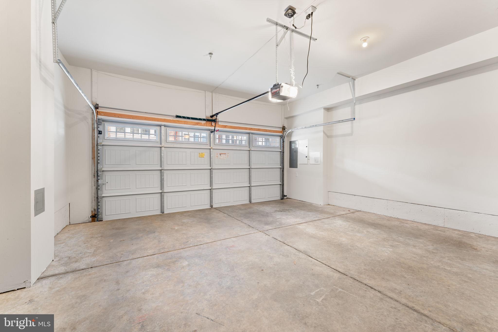 POTOMAC OVERLOOK CONDO - Residential