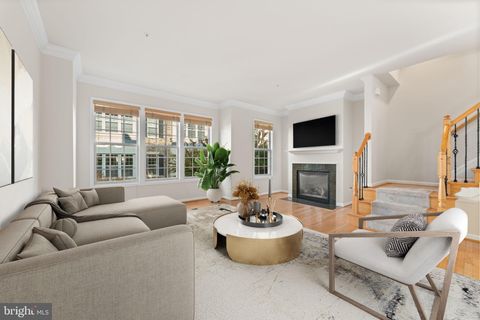 Photo of 602 Overlook Park Drive, NATIONAL HARBOR, MD 20745 (MLS # MDPG2179878)