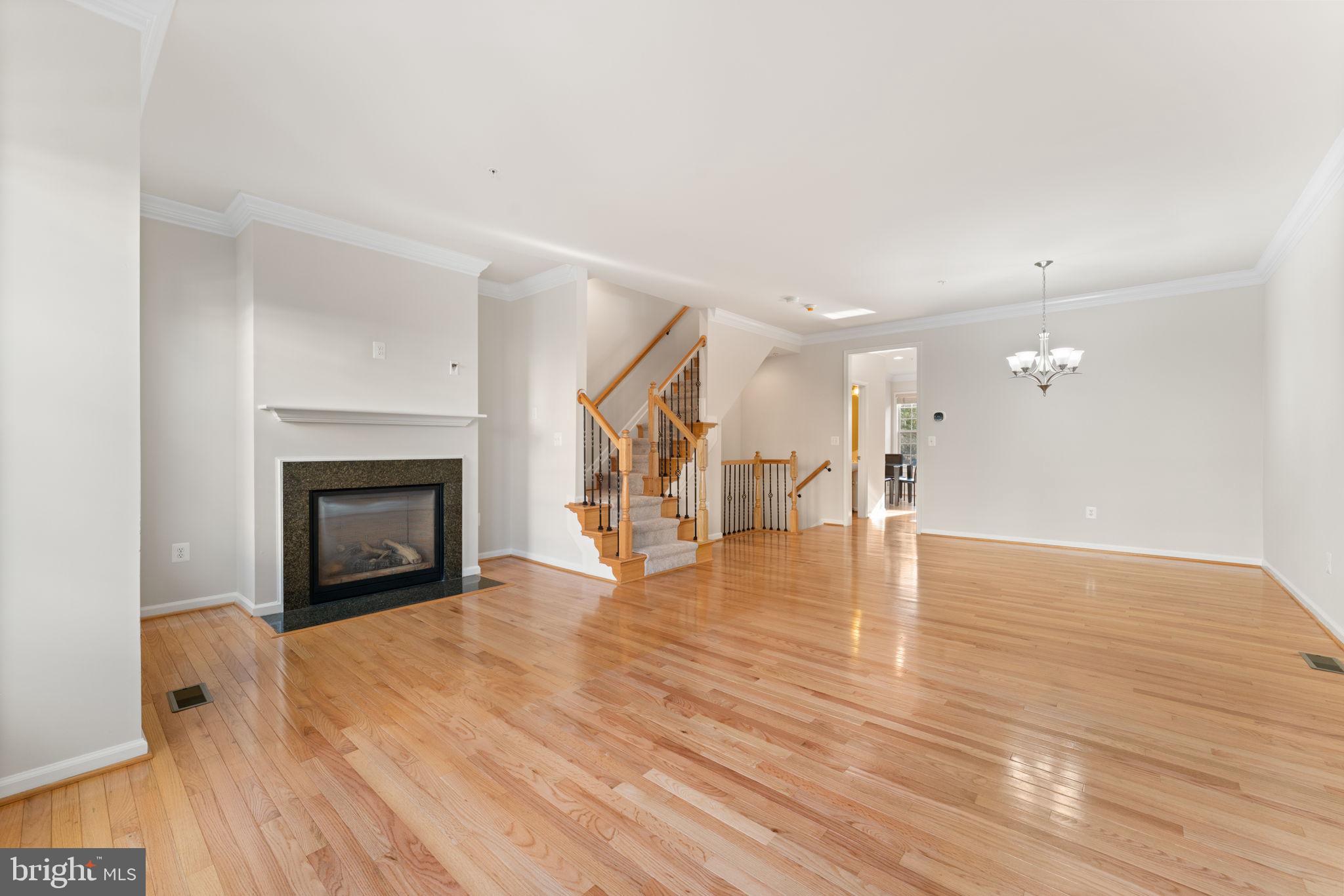 POTOMAC OVERLOOK CONDO - Residential