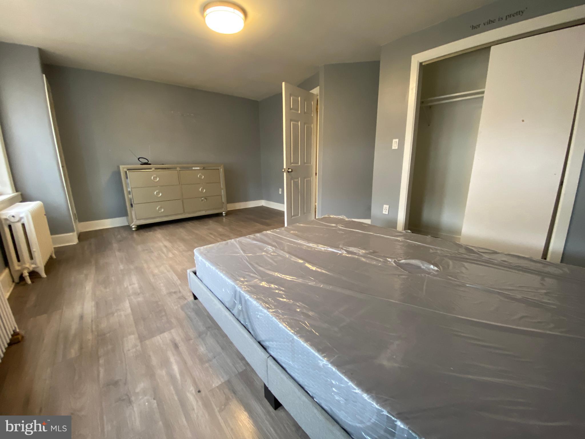 WEST OAK LANE - Residential