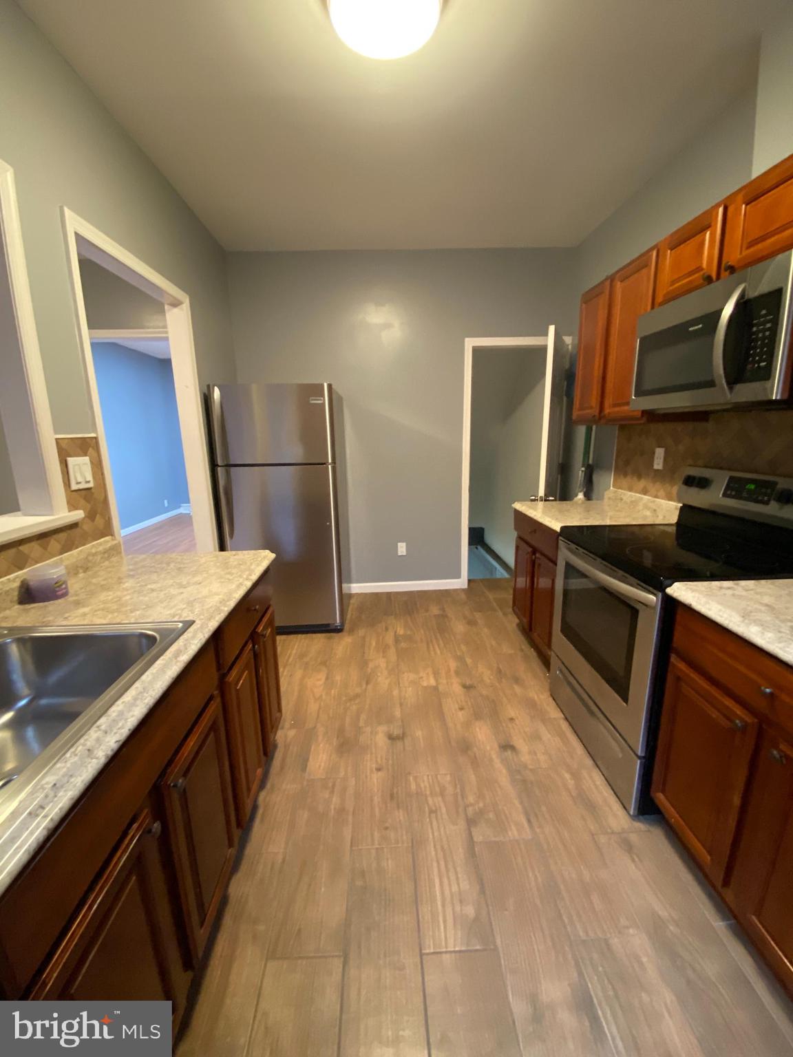 WEST OAK LANE - Residential