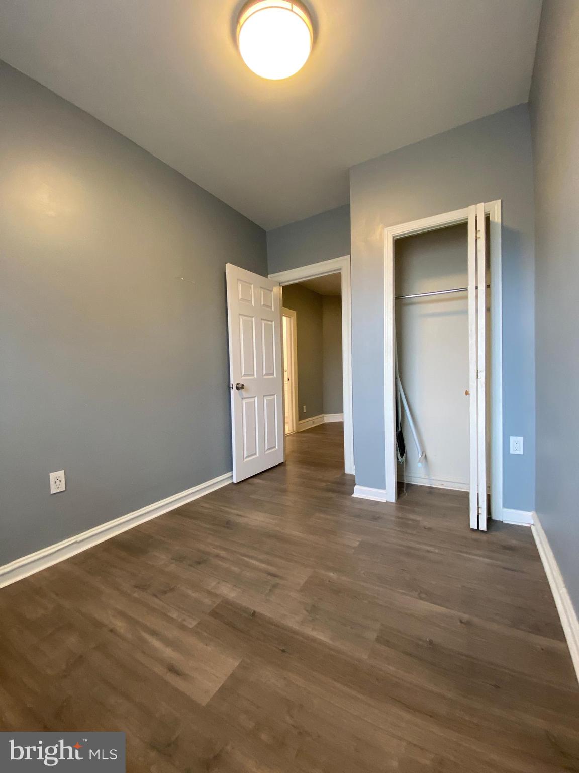 WEST OAK LANE - Residential