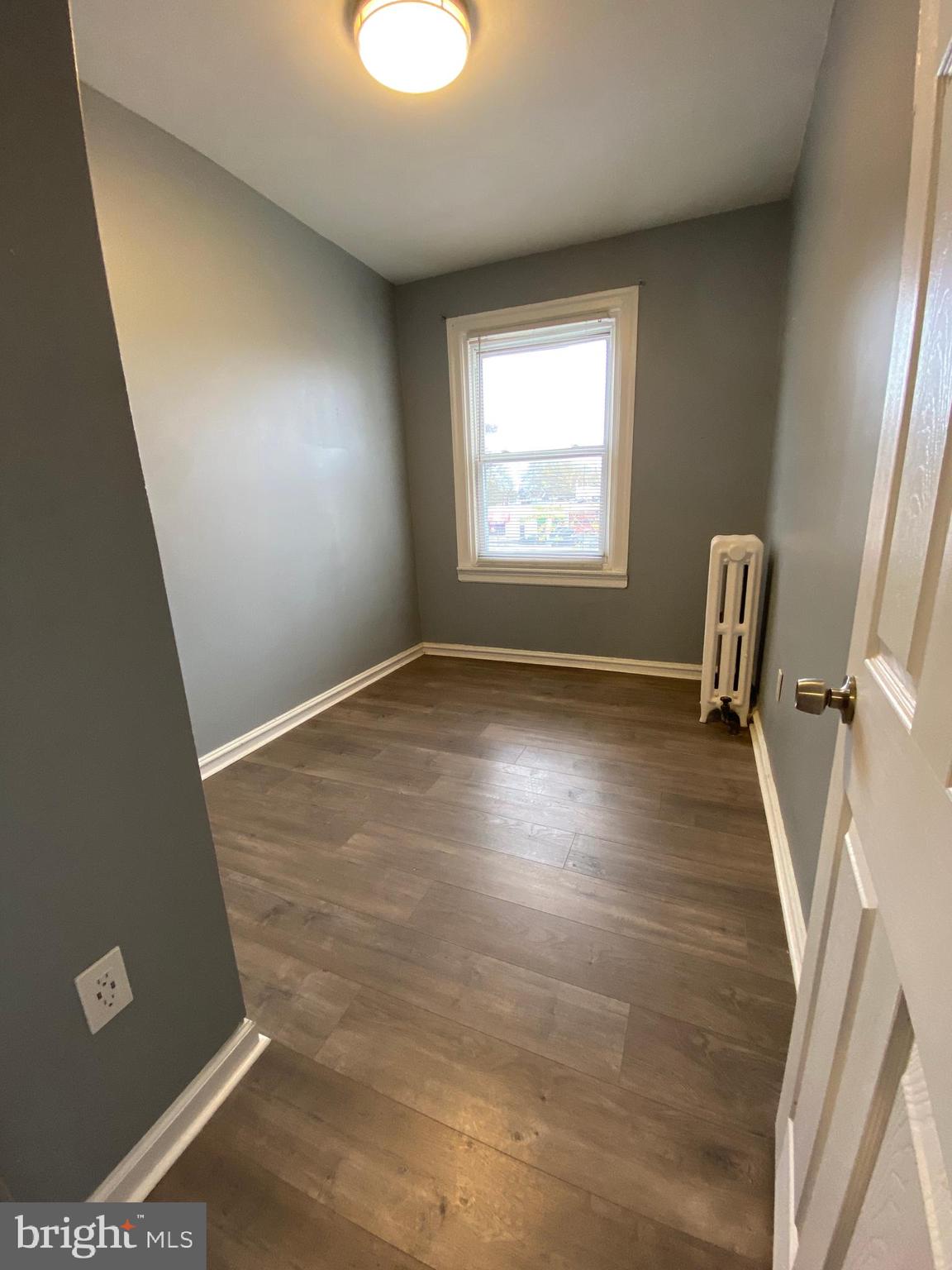 WEST OAK LANE - Residential