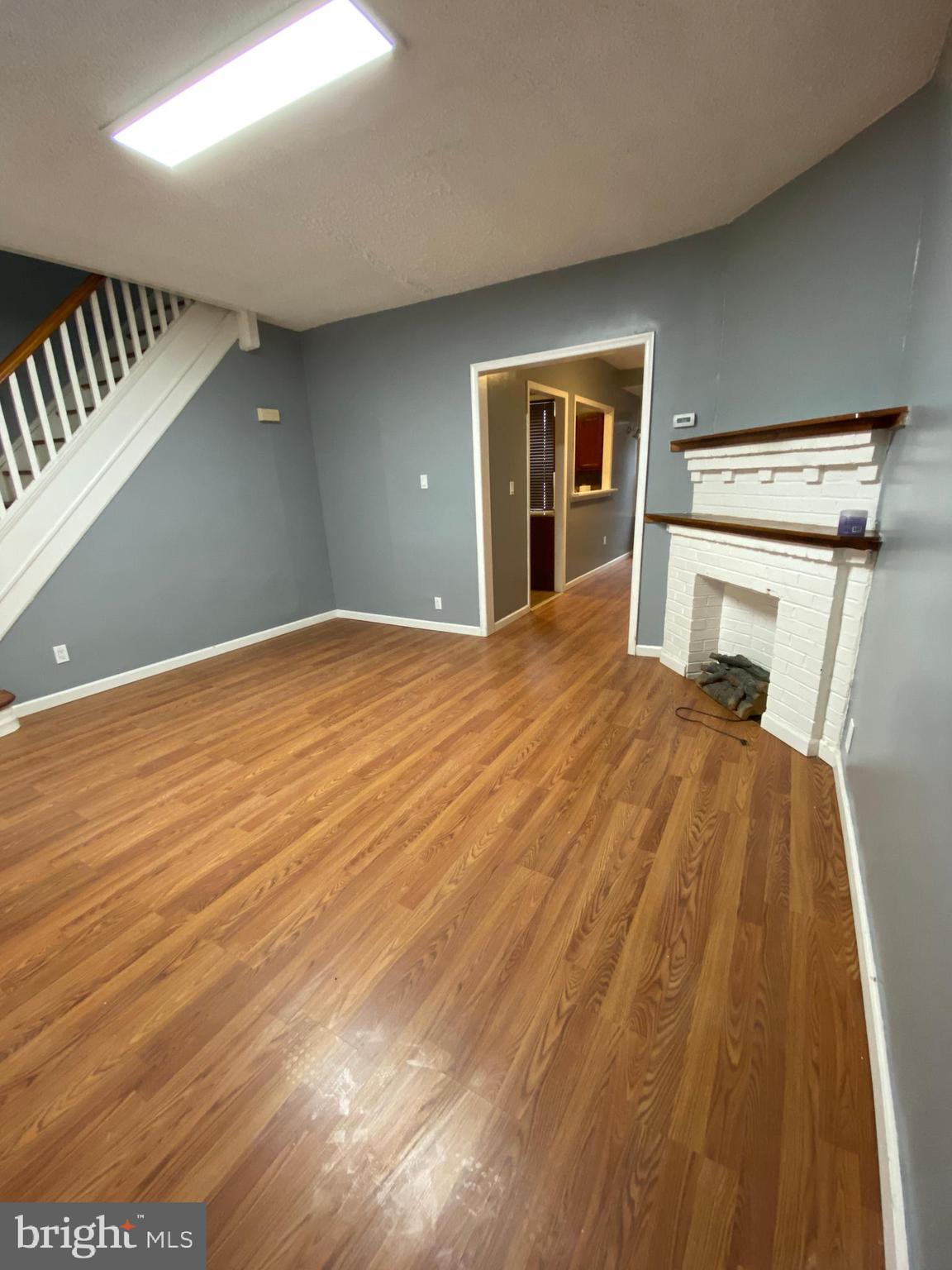 WEST OAK LANE - Residential