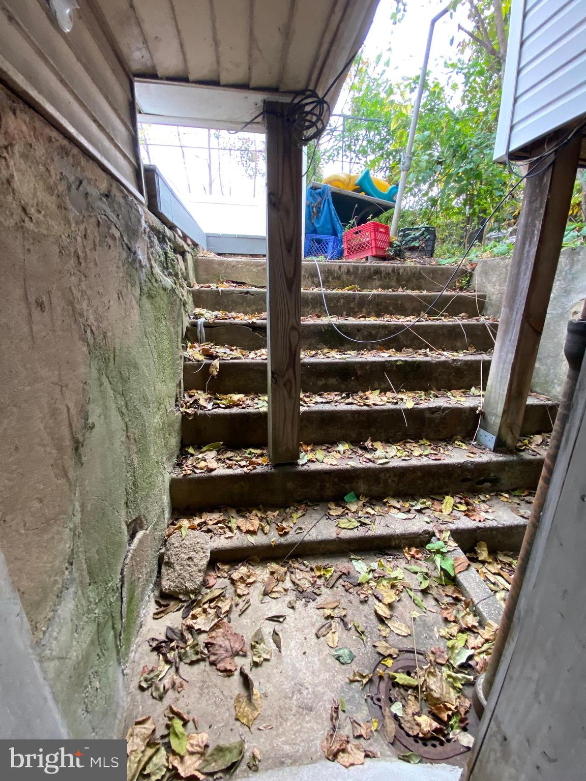 WEST OAK LANE - Residential