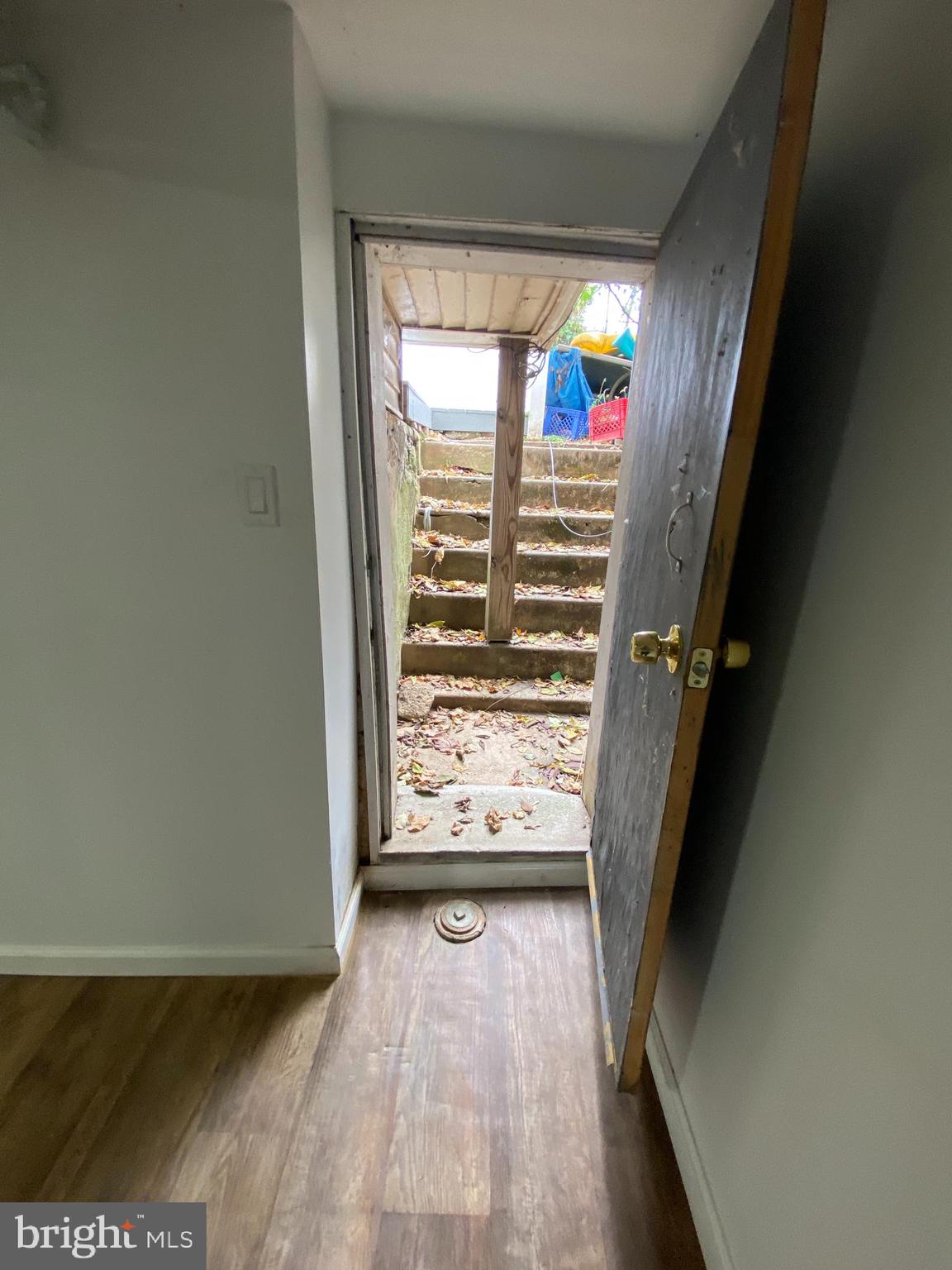 WEST OAK LANE - Residential