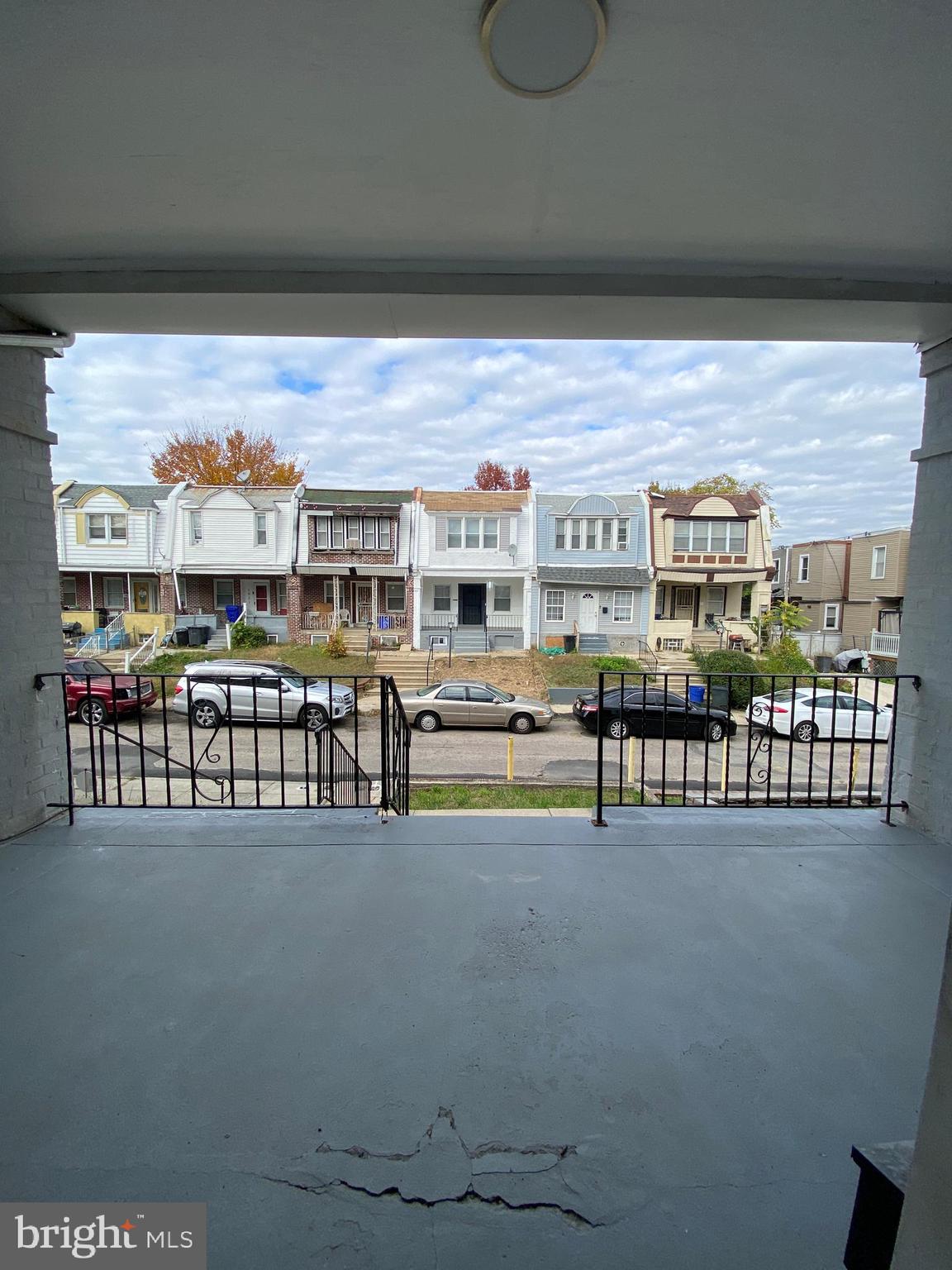 WEST OAK LANE - Residential