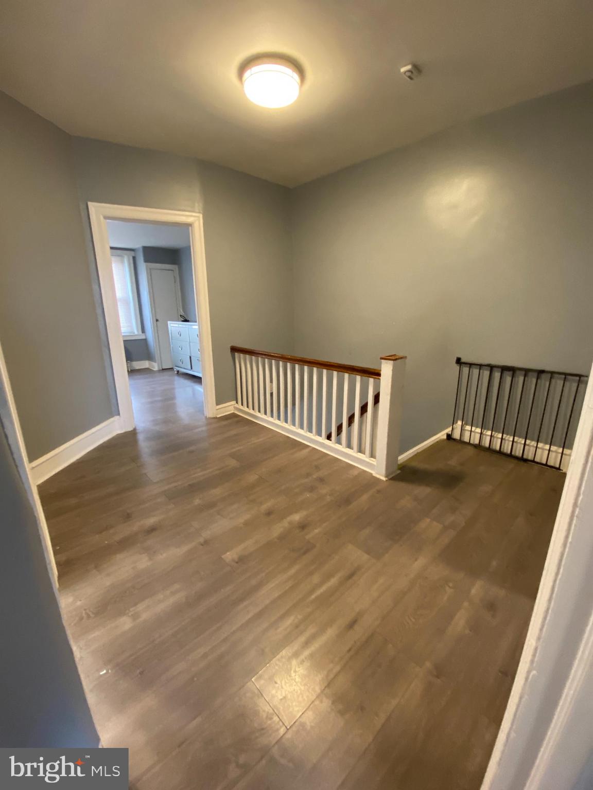 WEST OAK LANE - Residential