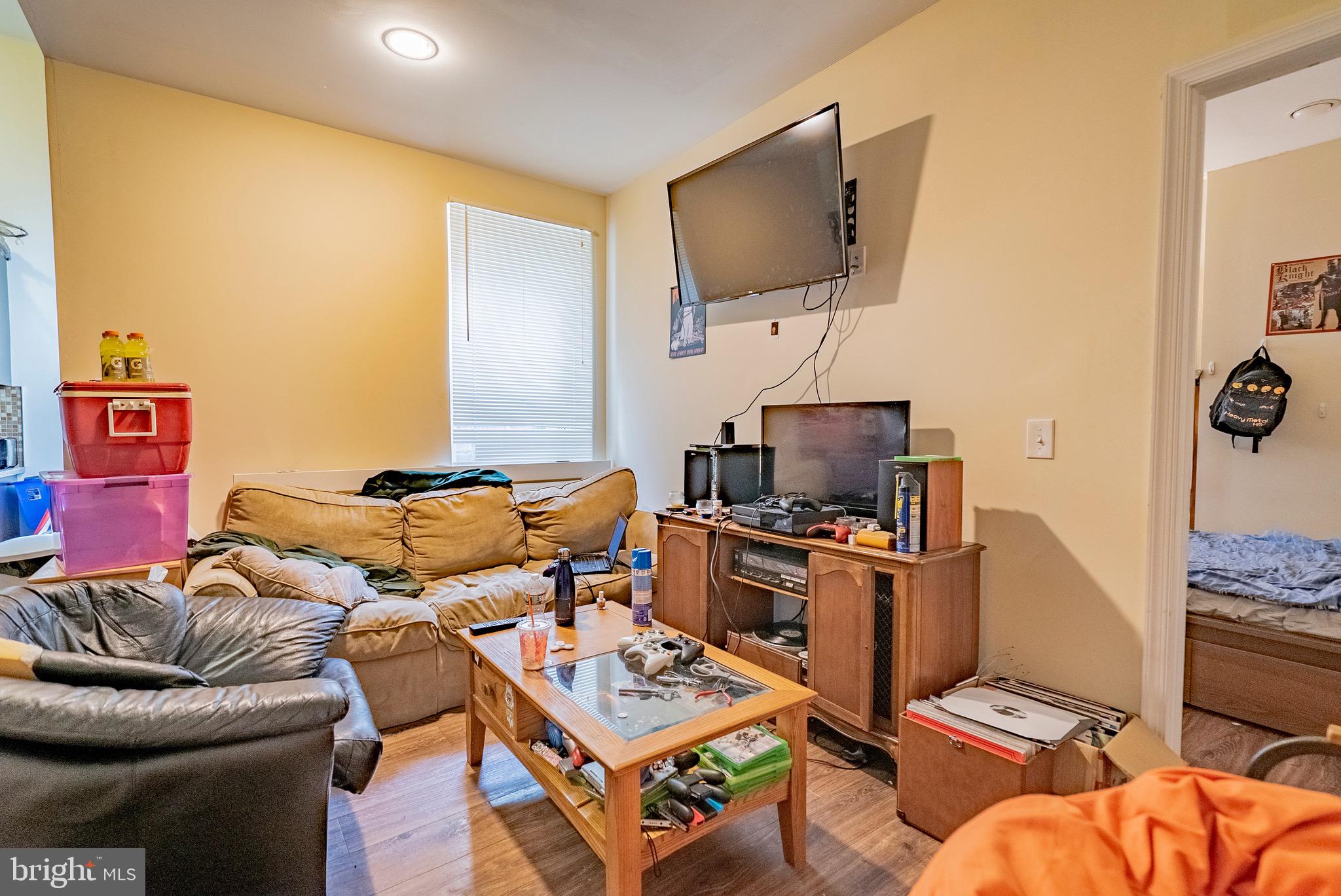 POWELTON VILLAGE - Residential Lease