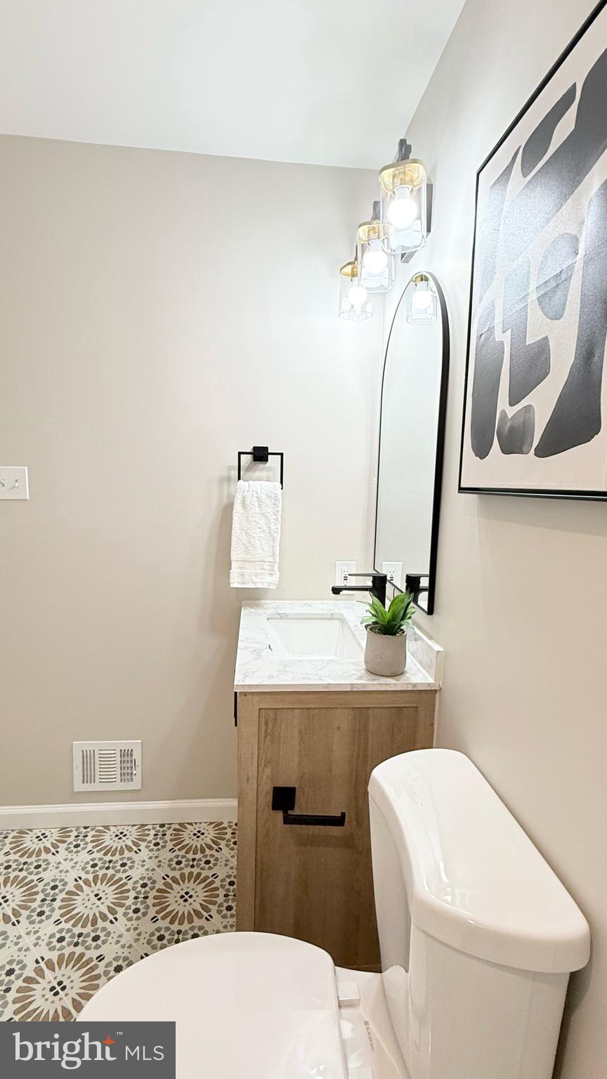 KINGSTOWNE - Residential