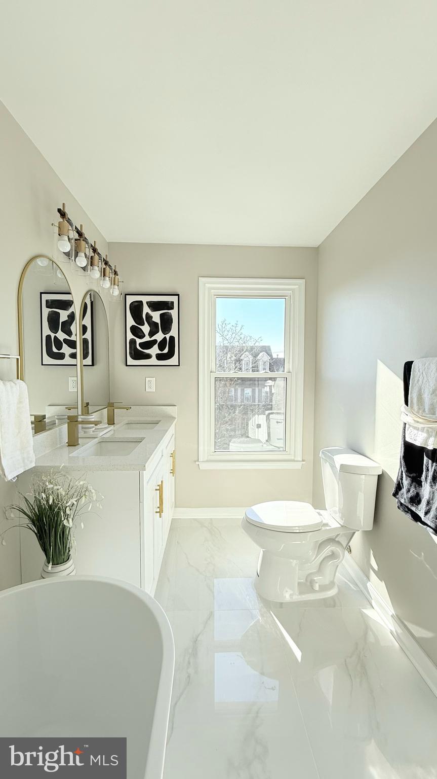 KINGSTOWNE - Residential