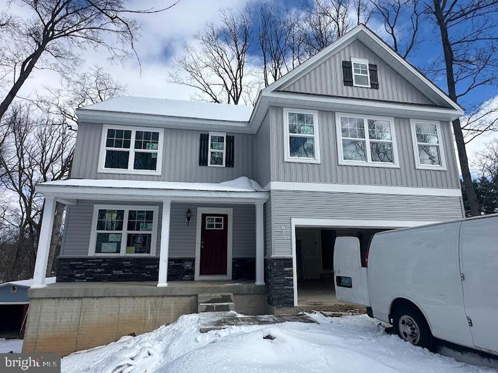 Photo of 524 Well Drive, NEW FREEDOM, PA 17349 (MLS # PAYK2097982)