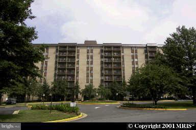 WOODLAKE TOWERS - Residential Lease
