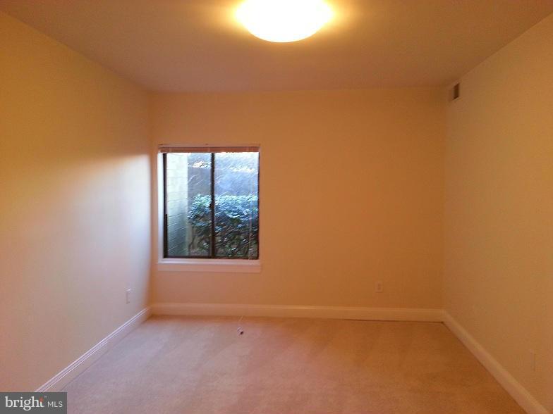 WOODLAKE TOWERS - Residential Lease