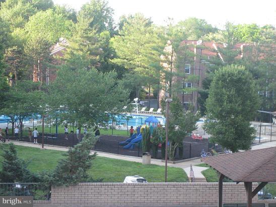 WOODLAKE TOWERS - Residential Lease