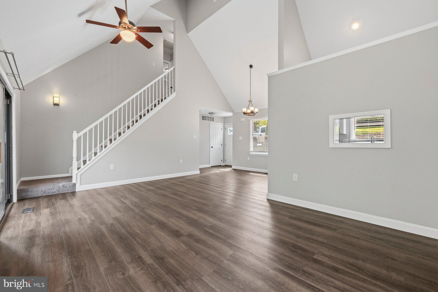 THE MEADOWS - Residential