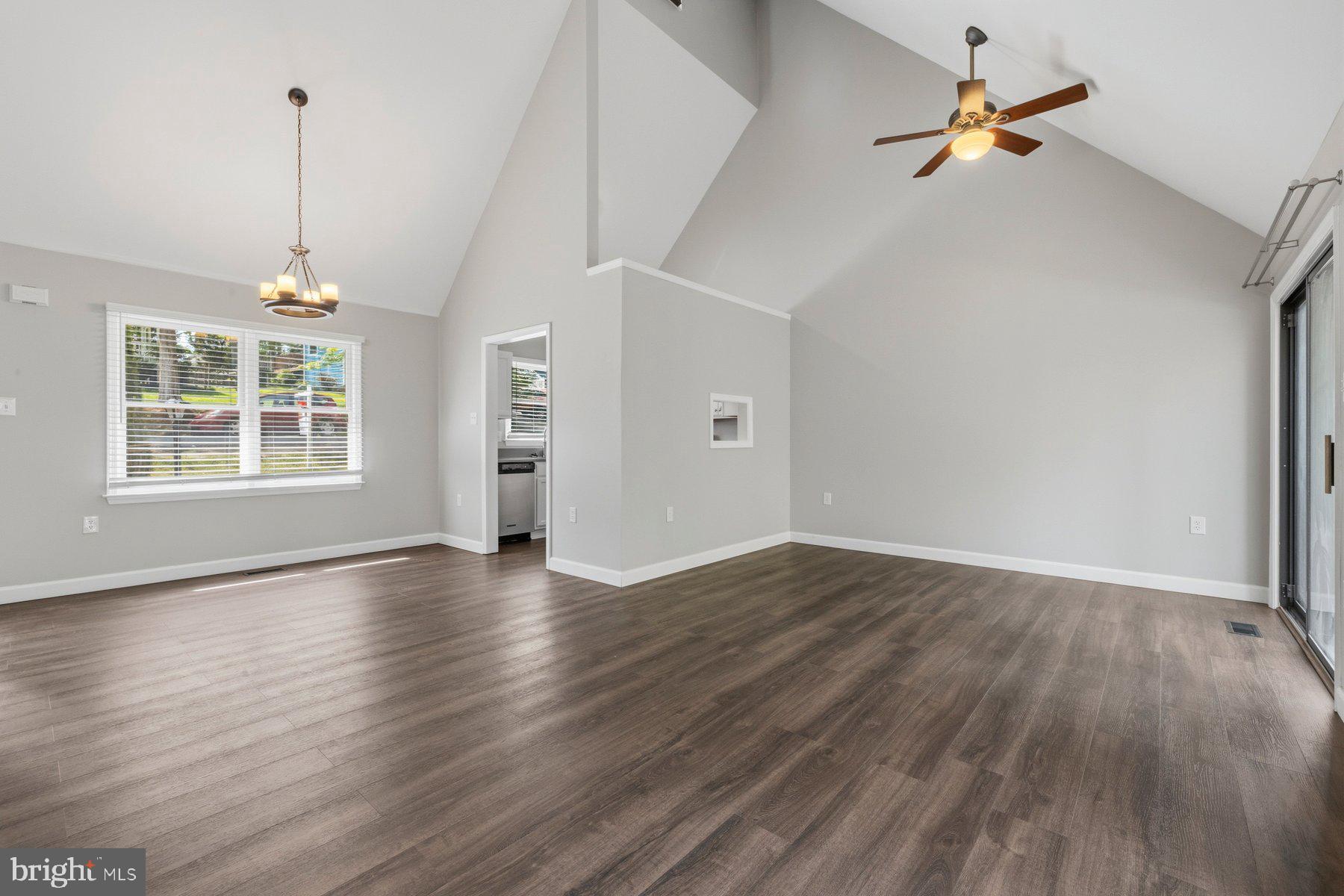 THE MEADOWS - Residential