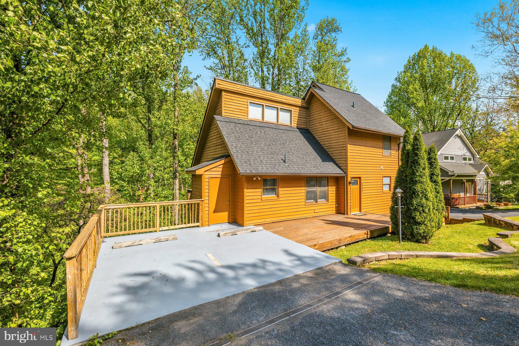 THE MEADOWS - Residential