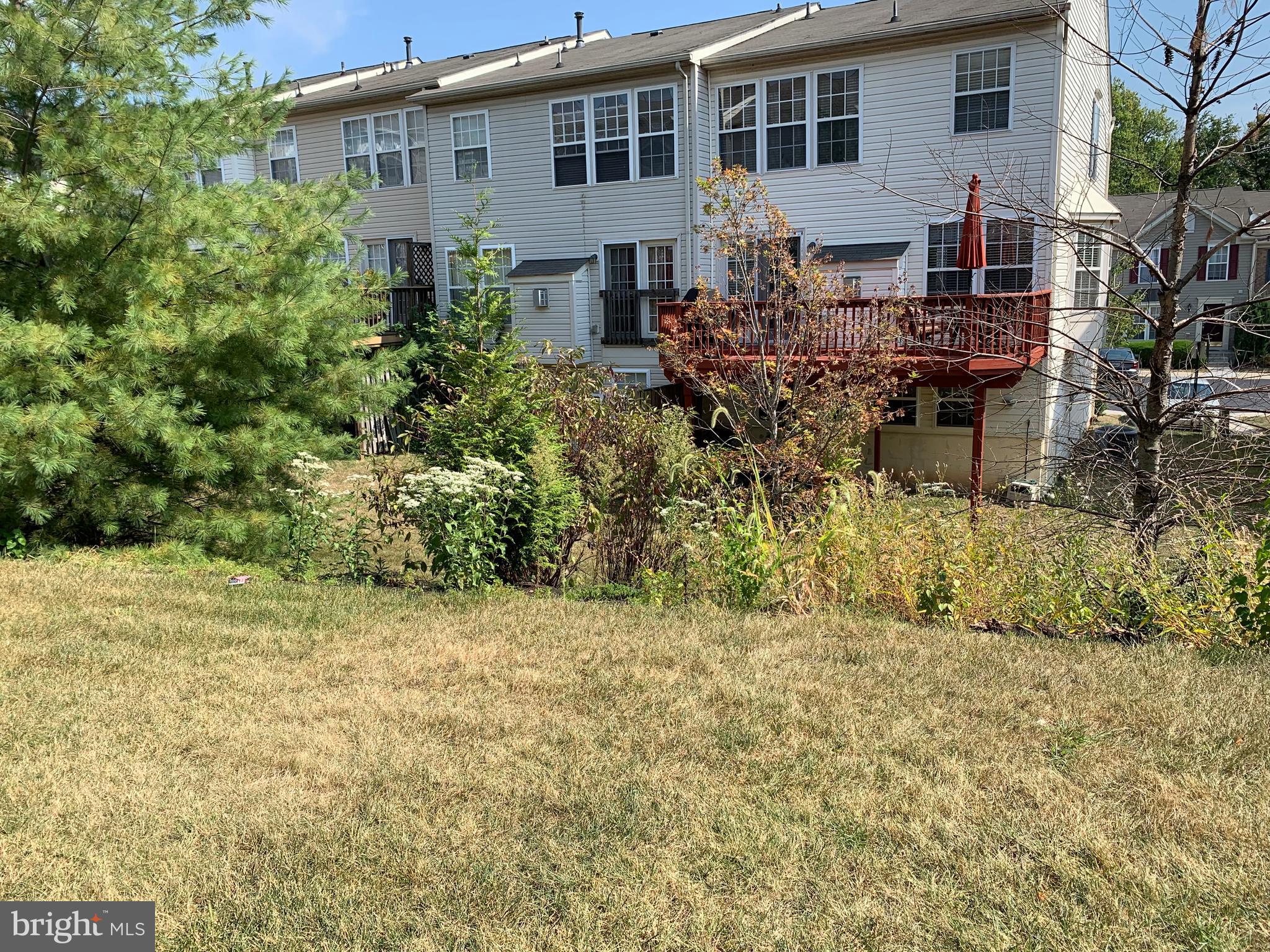 VILLAGE TOWNS - Residential Lease