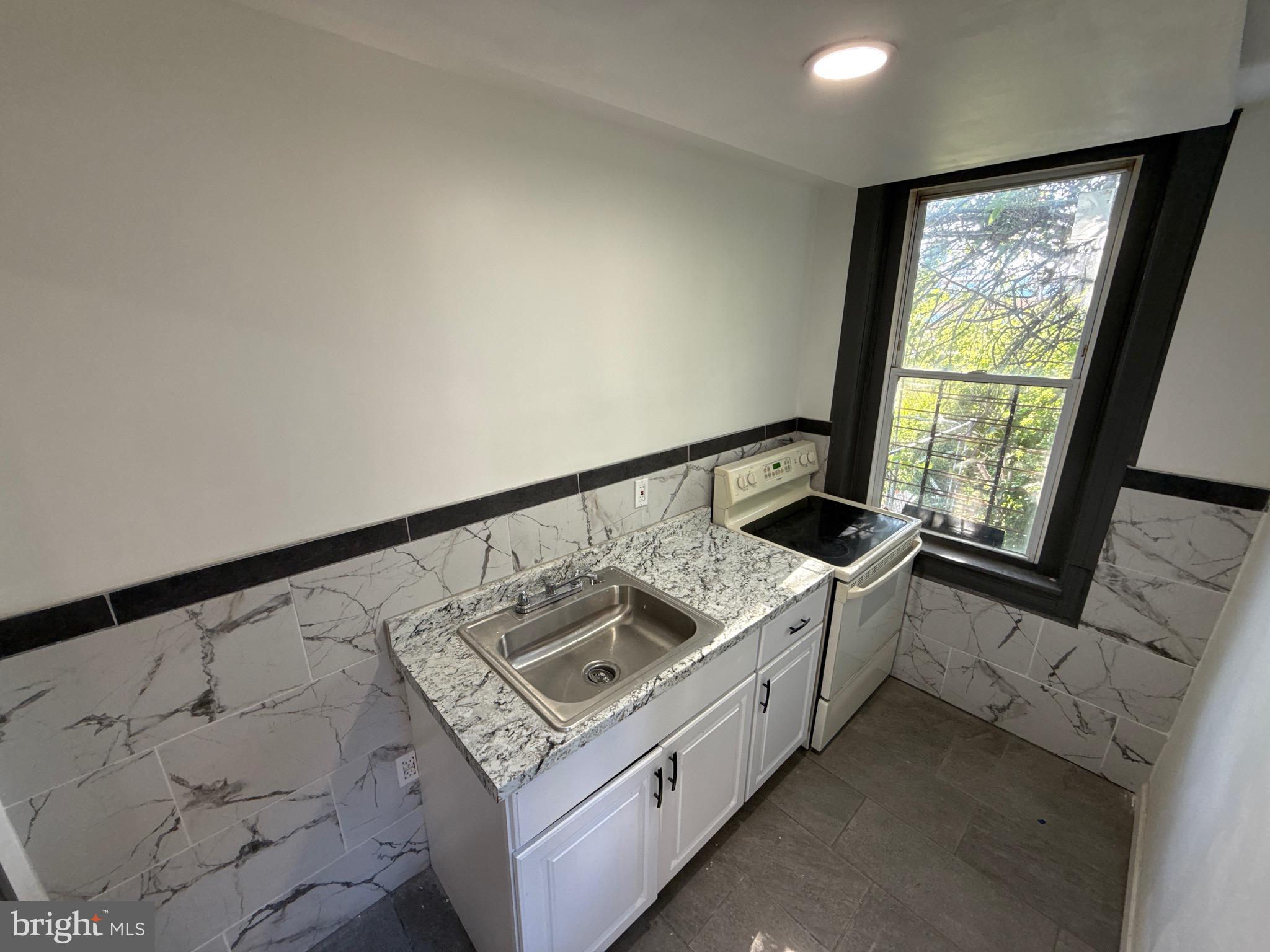 FELTONVILLE - Residential