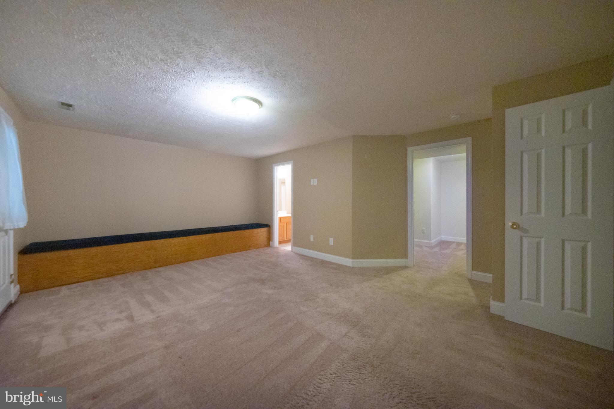 ESSEX SOUTH - Residential