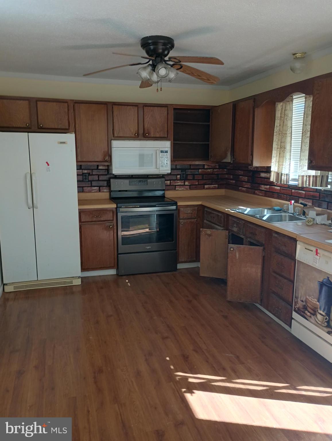 WESTPOINTE - Residential