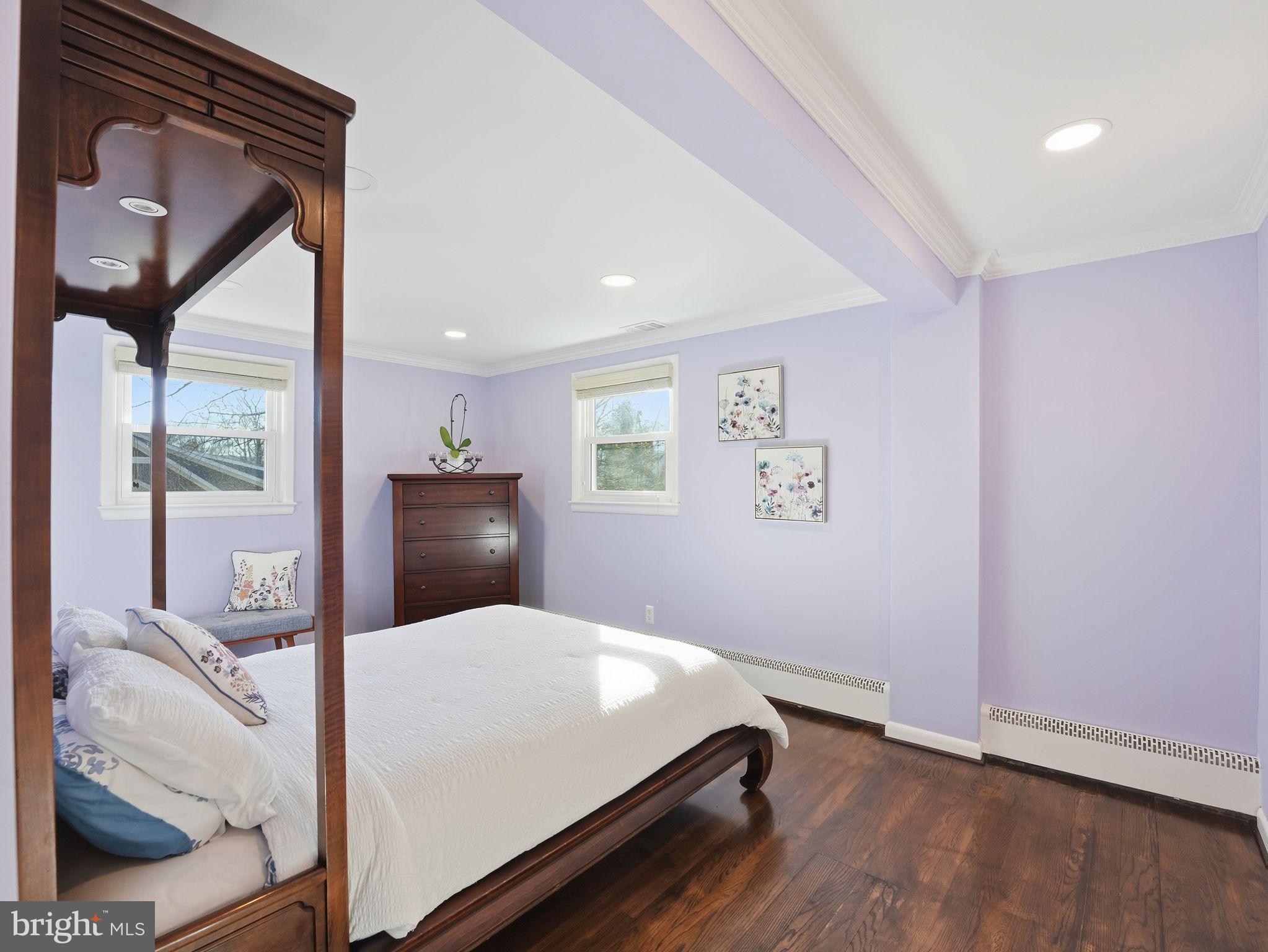 2337 N FILLMORE STREET N