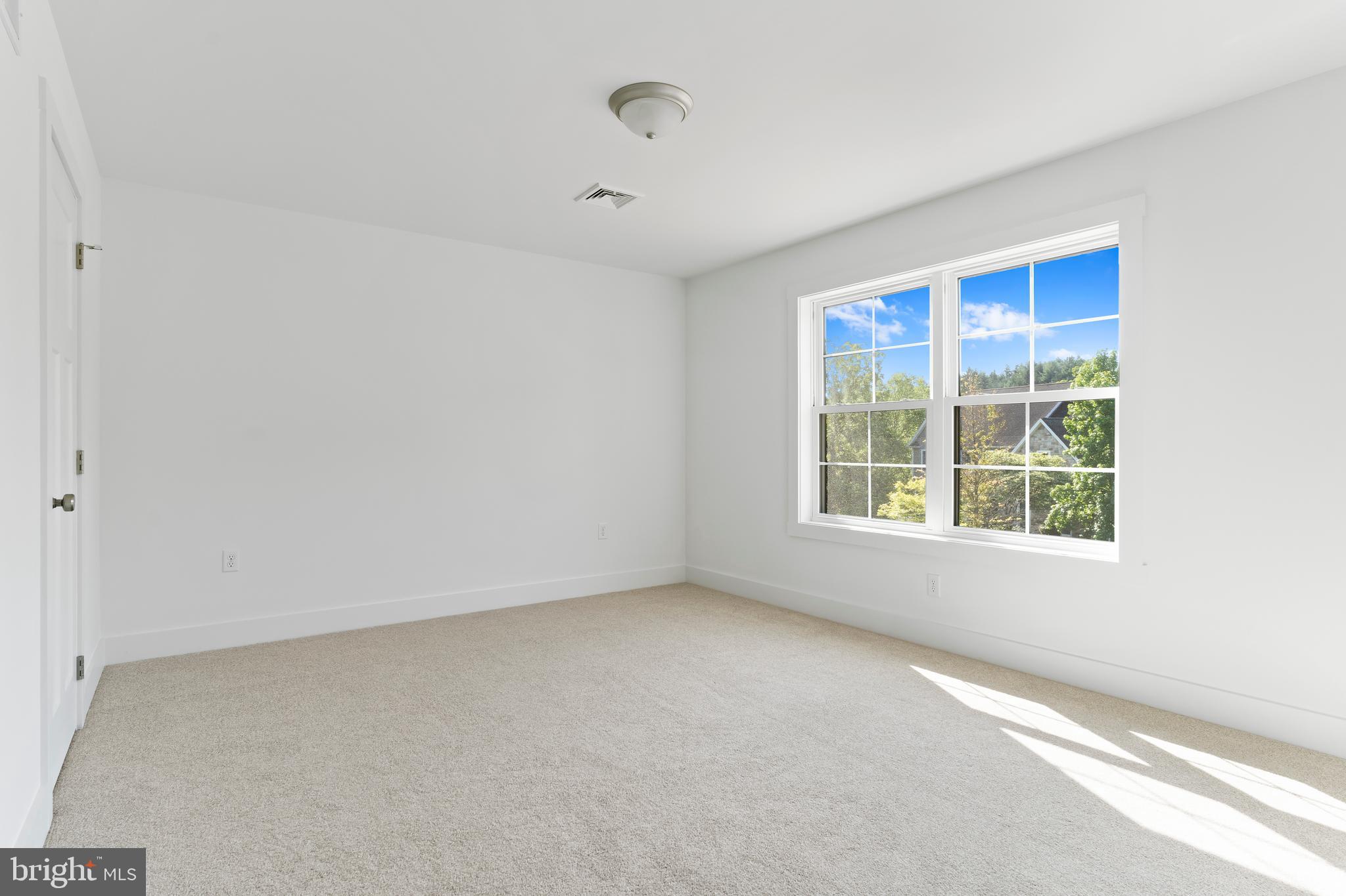 GRANTHAM CROSSING - Residential