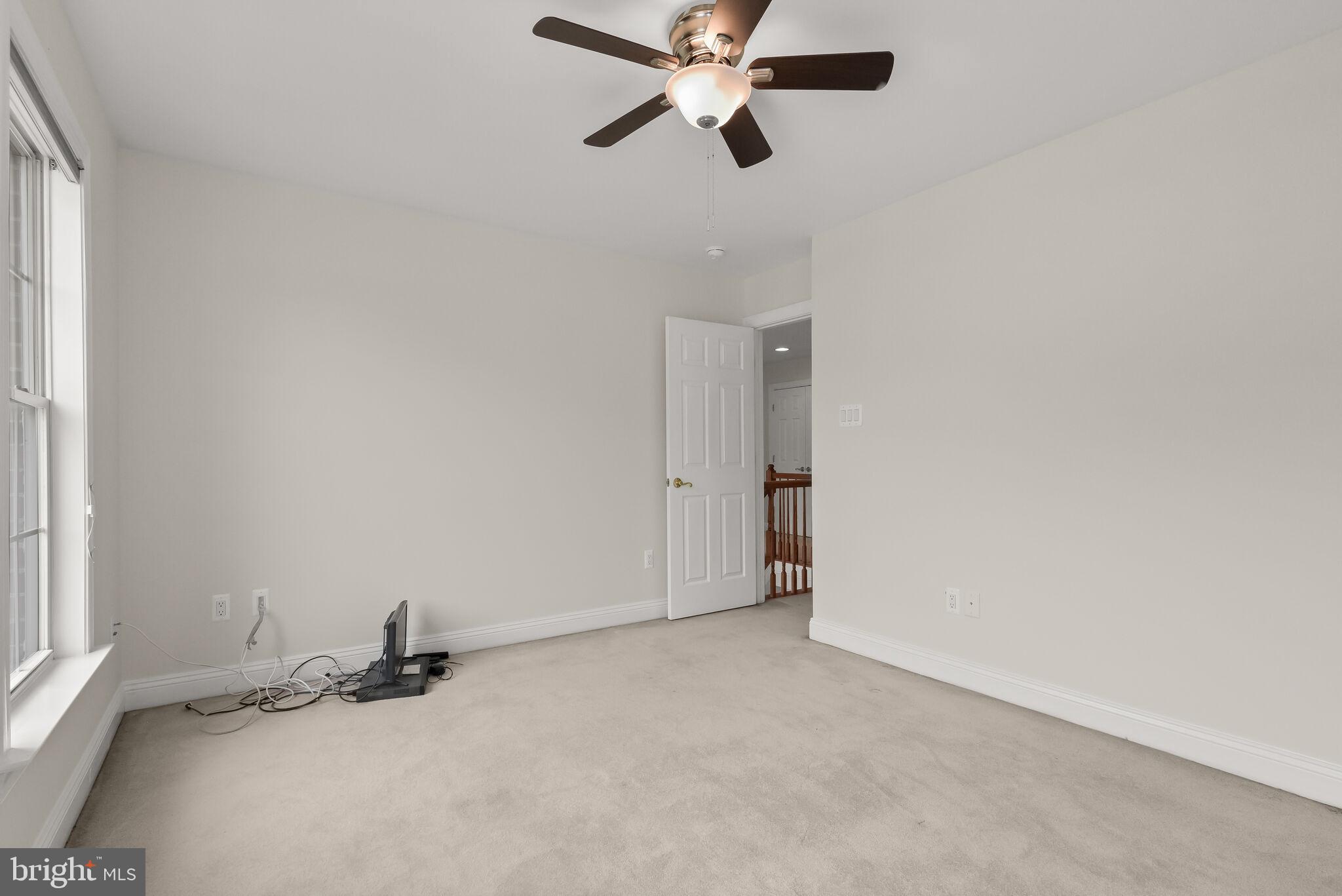 CROMWELL WOODS - Residential