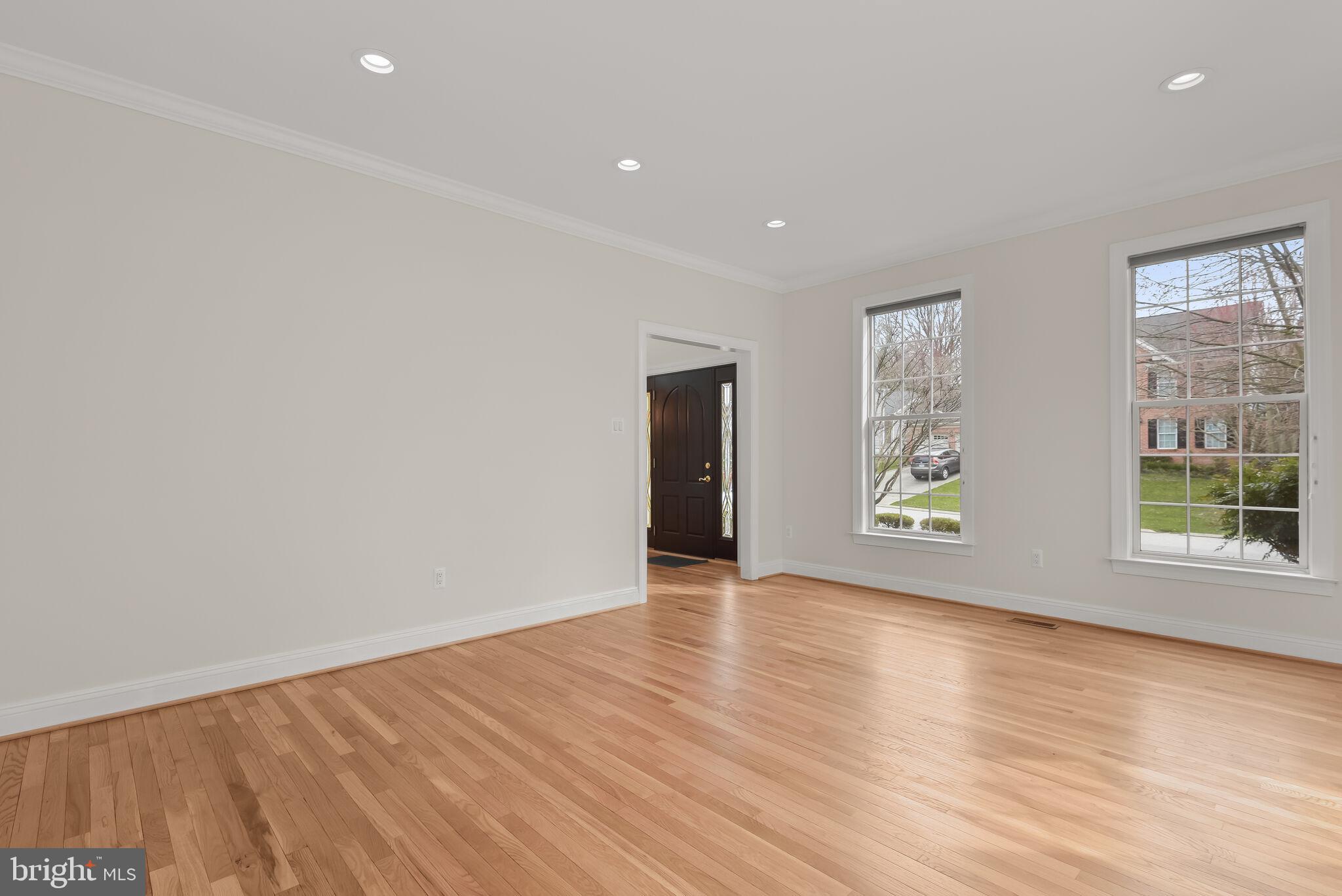 CROMWELL WOODS - Residential