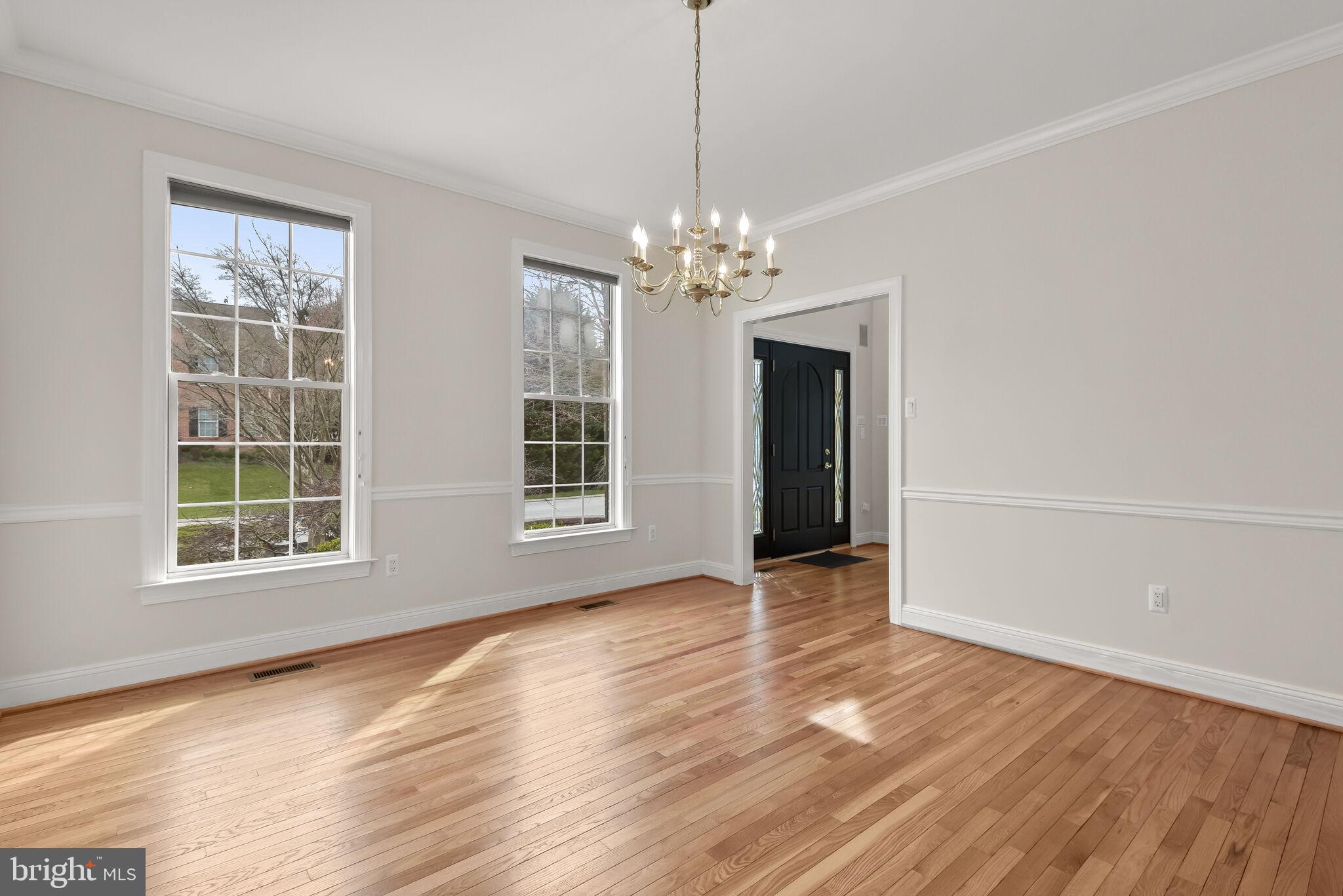 CROMWELL WOODS - Residential