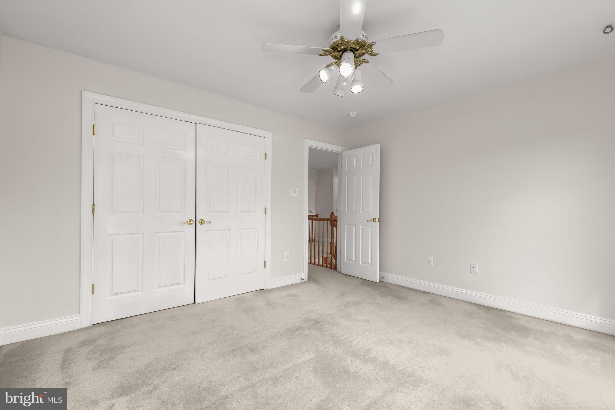 CROMWELL WOODS - Residential