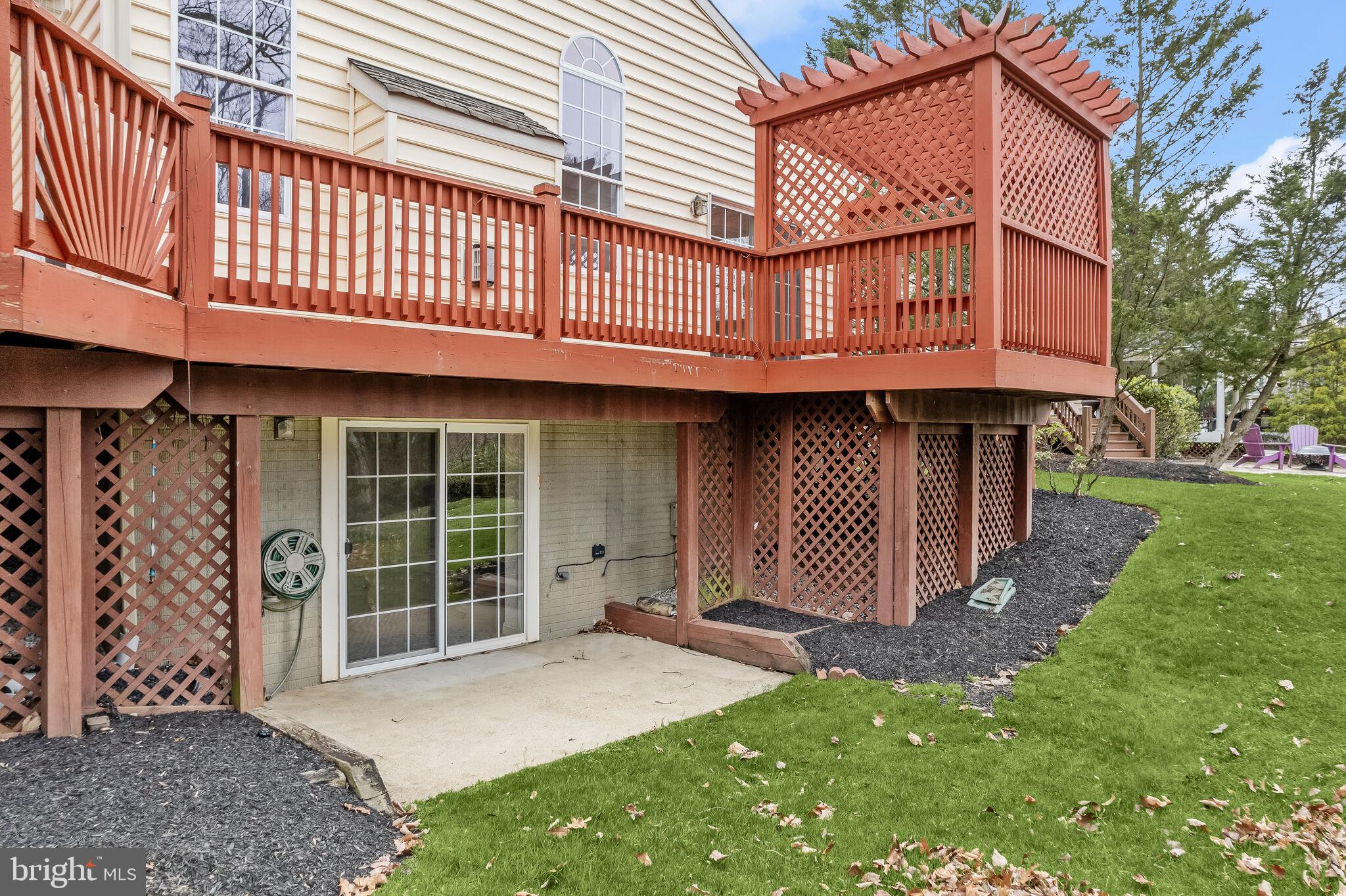 CROMWELL WOODS - Residential