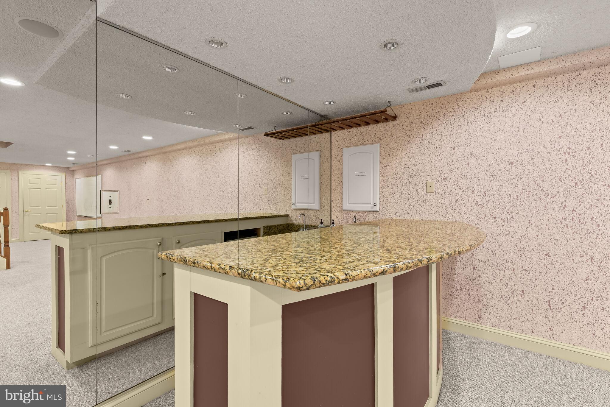 CROMWELL WOODS - Residential