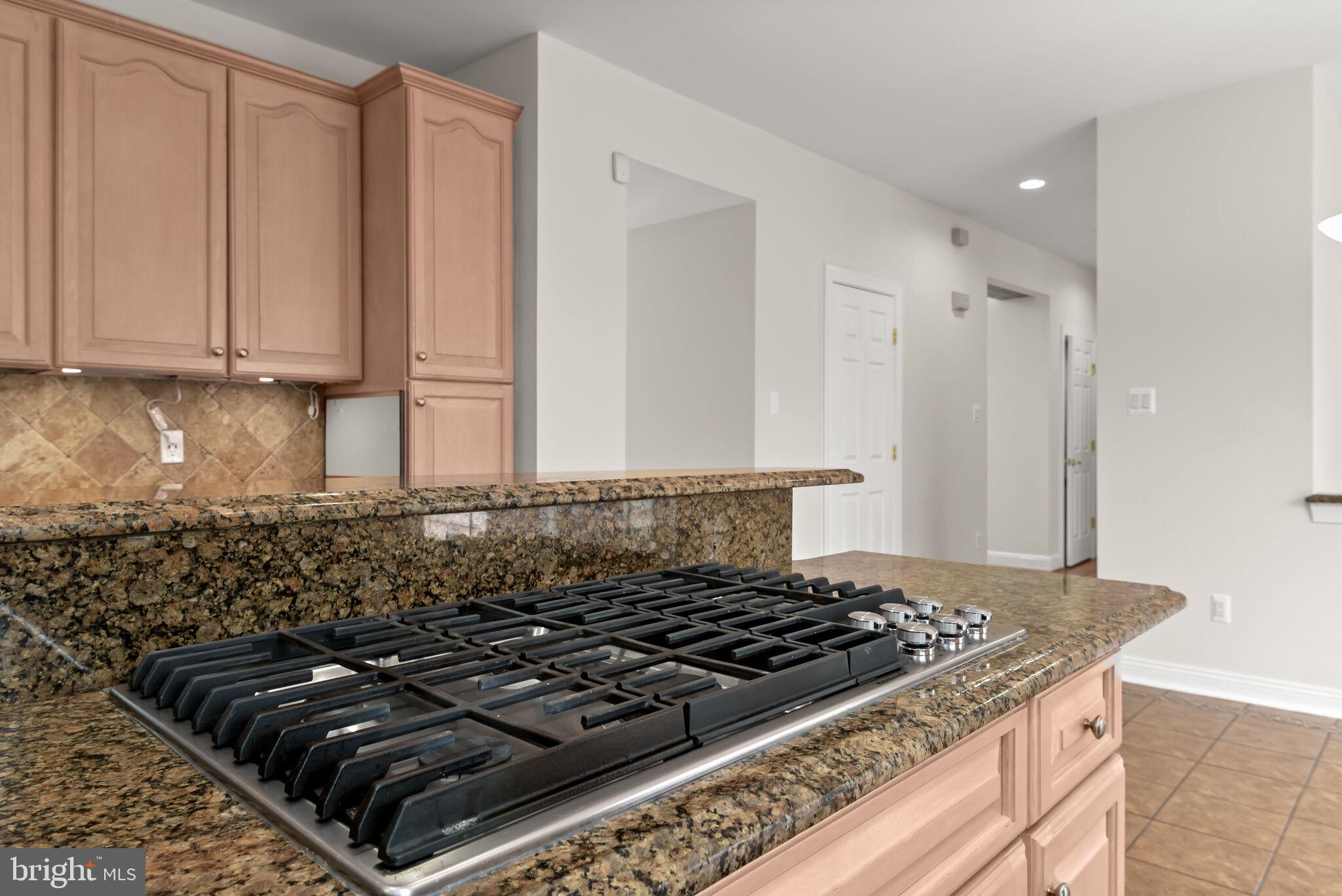 CROMWELL WOODS - Residential