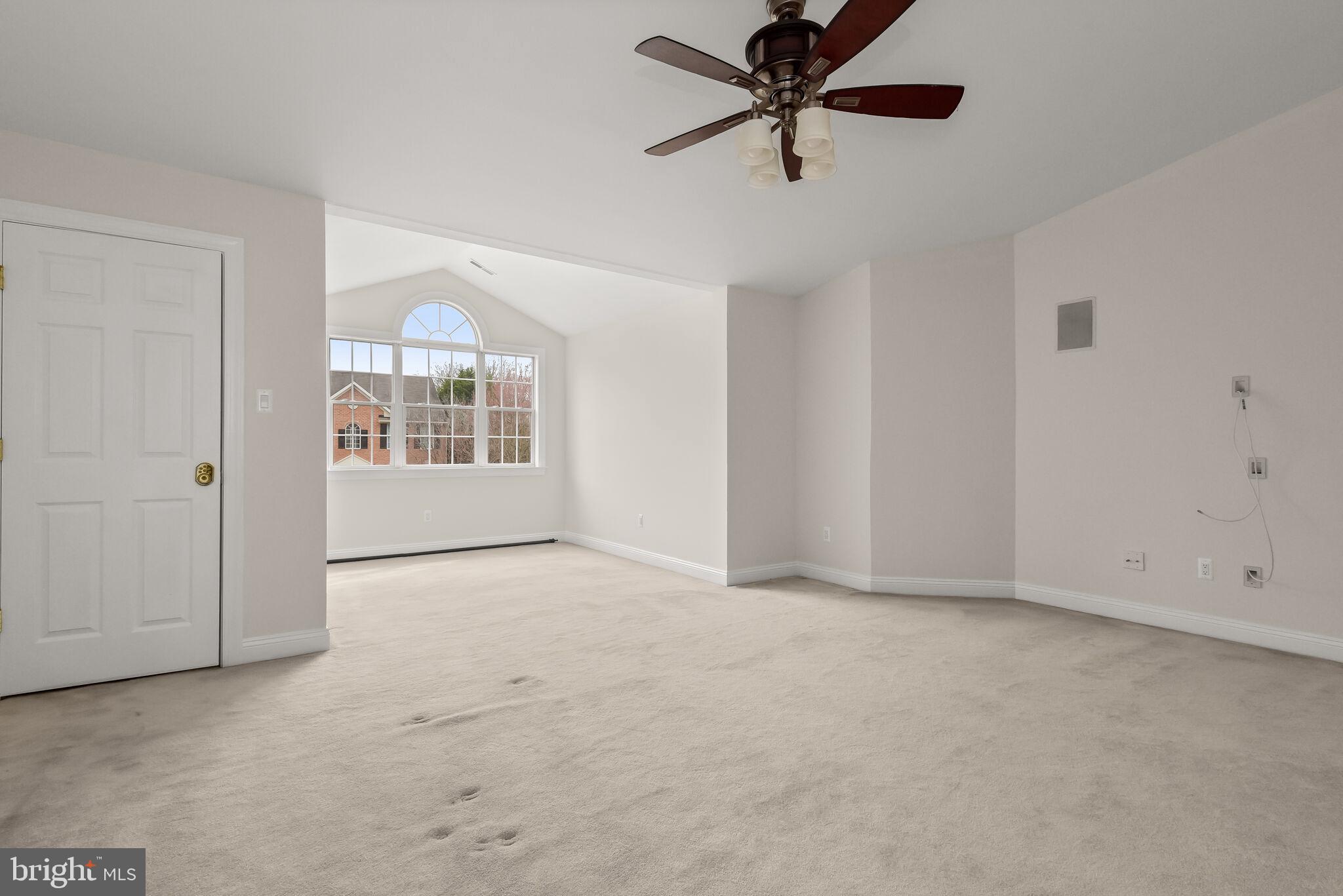 CROMWELL WOODS - Residential