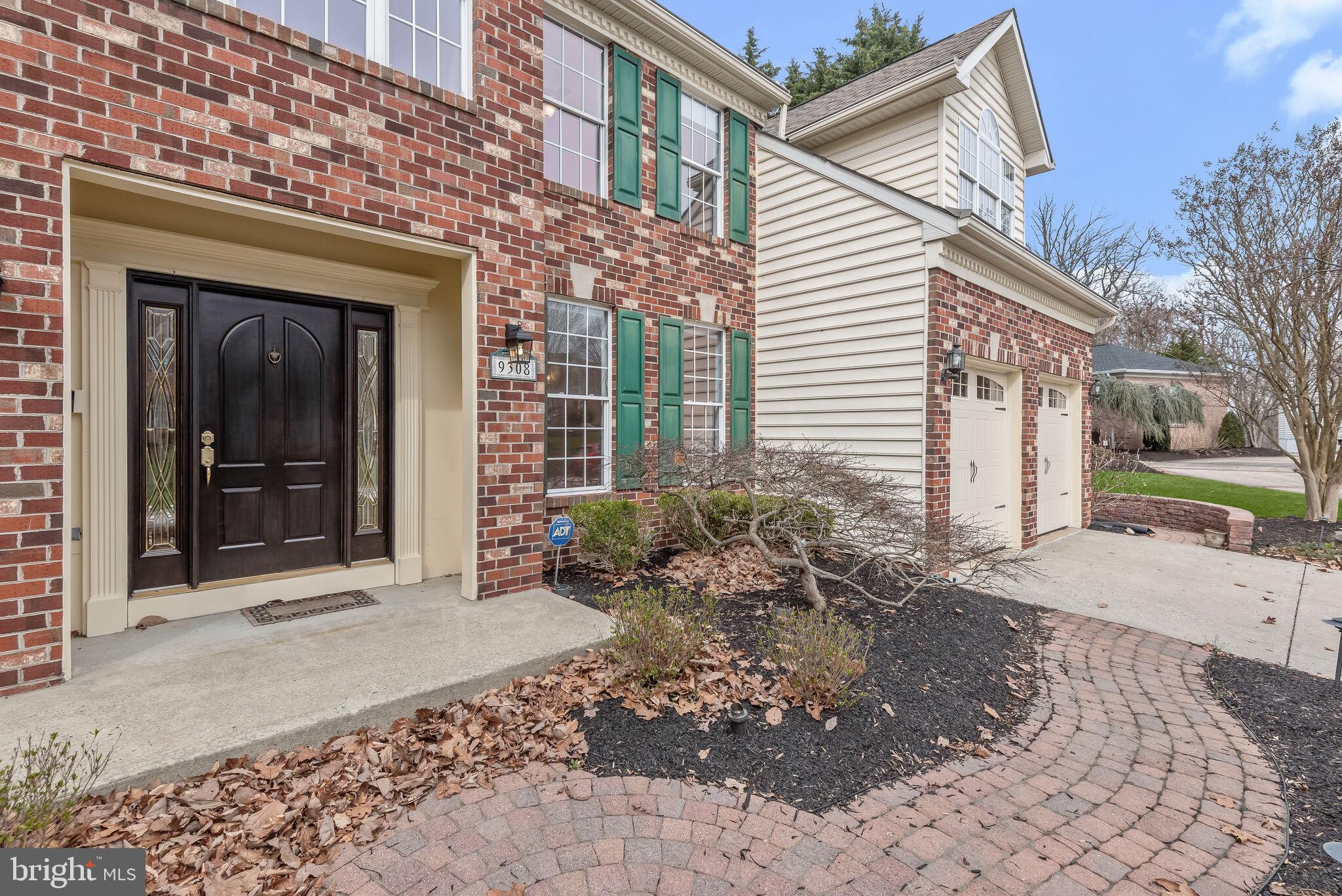 CROMWELL WOODS - Residential