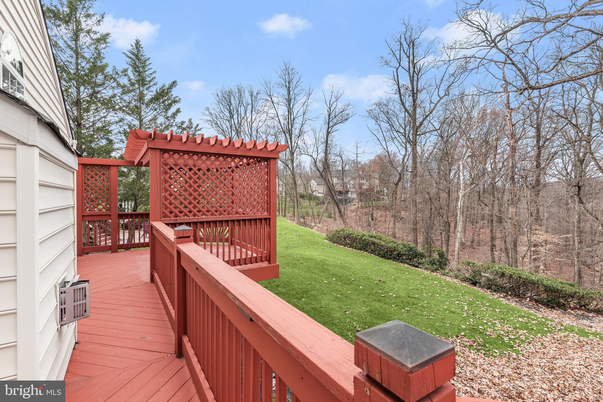 CROMWELL WOODS - Residential