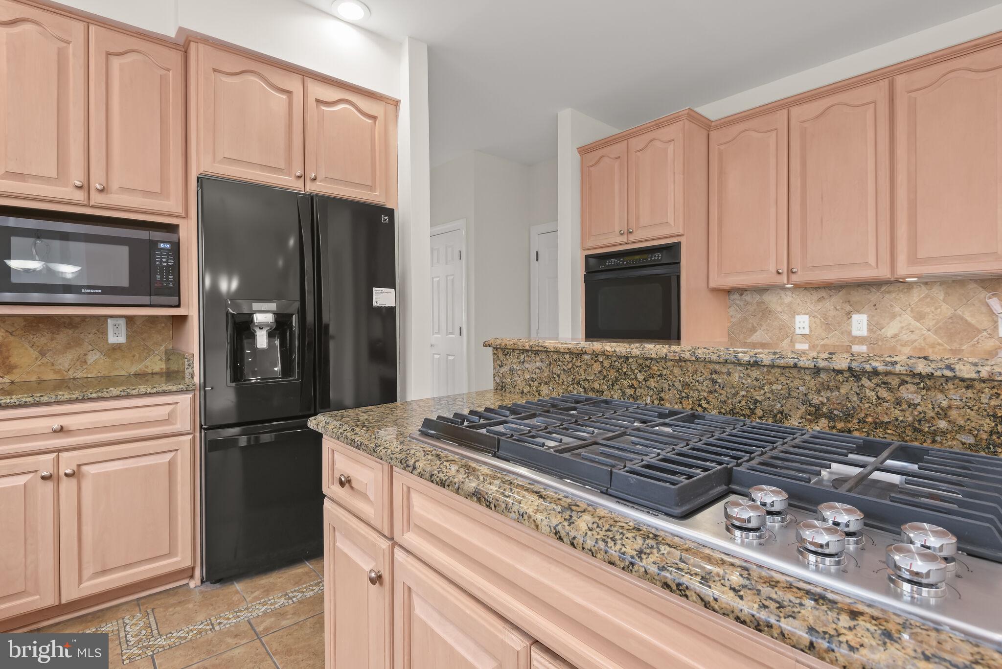 CROMWELL WOODS - Residential