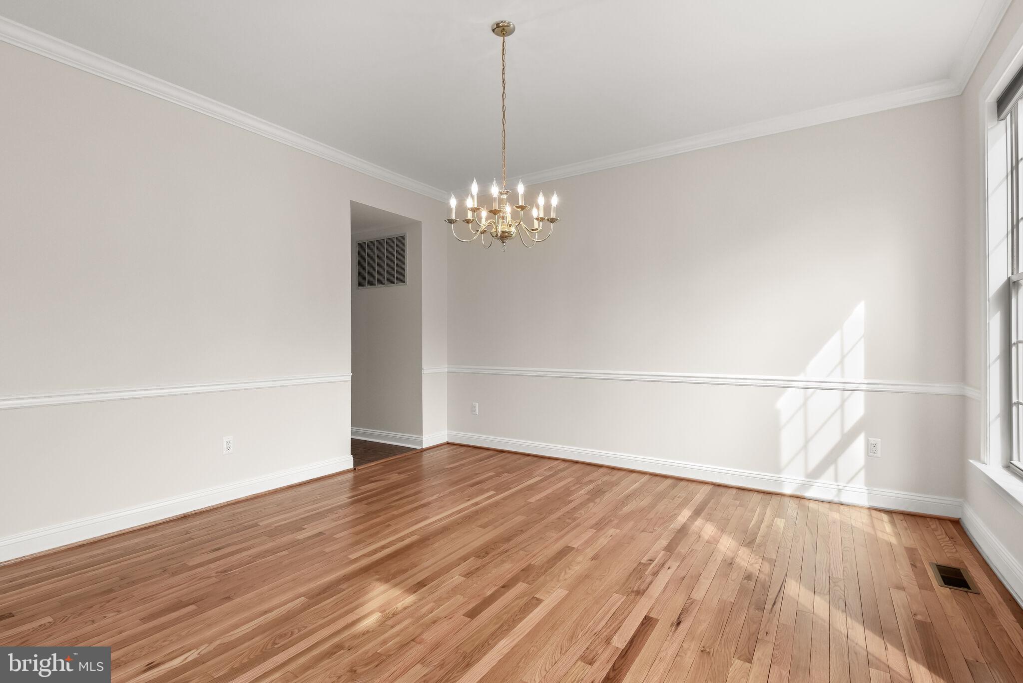 CROMWELL WOODS - Residential