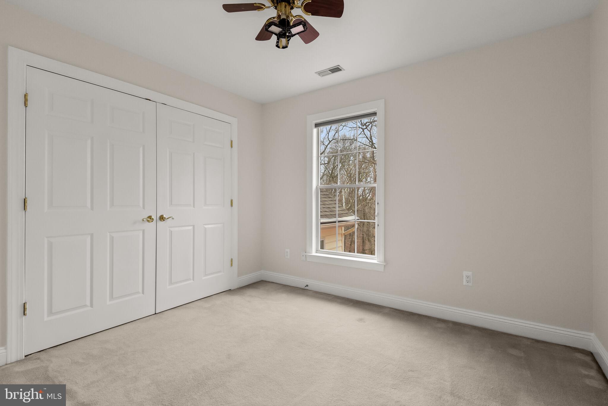 CROMWELL WOODS - Residential