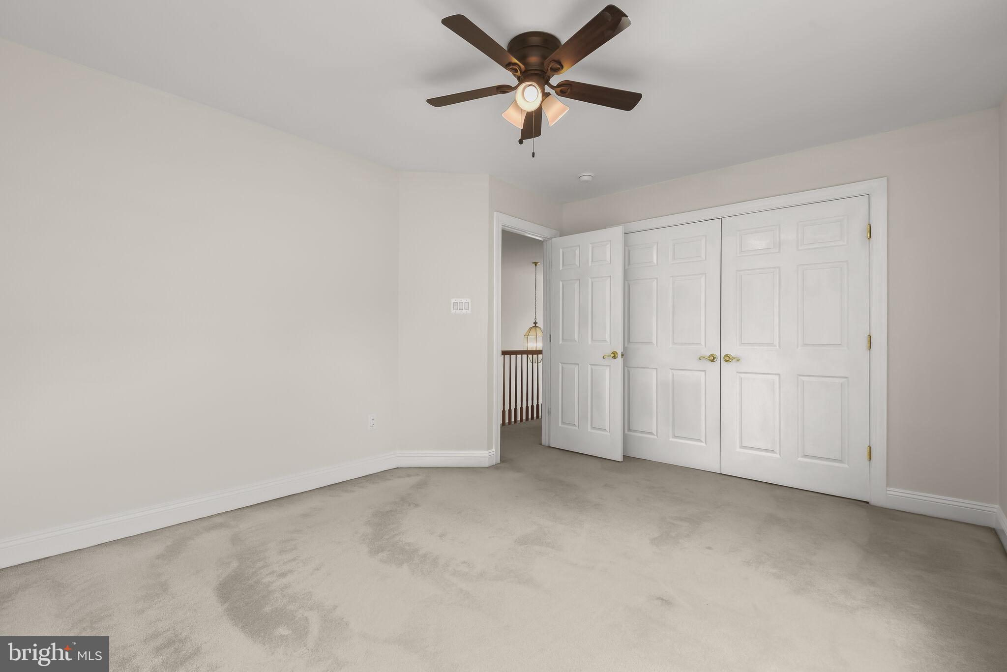 CROMWELL WOODS - Residential