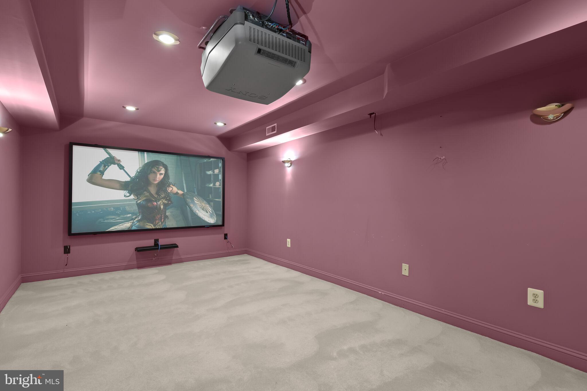 CROMWELL WOODS - Residential