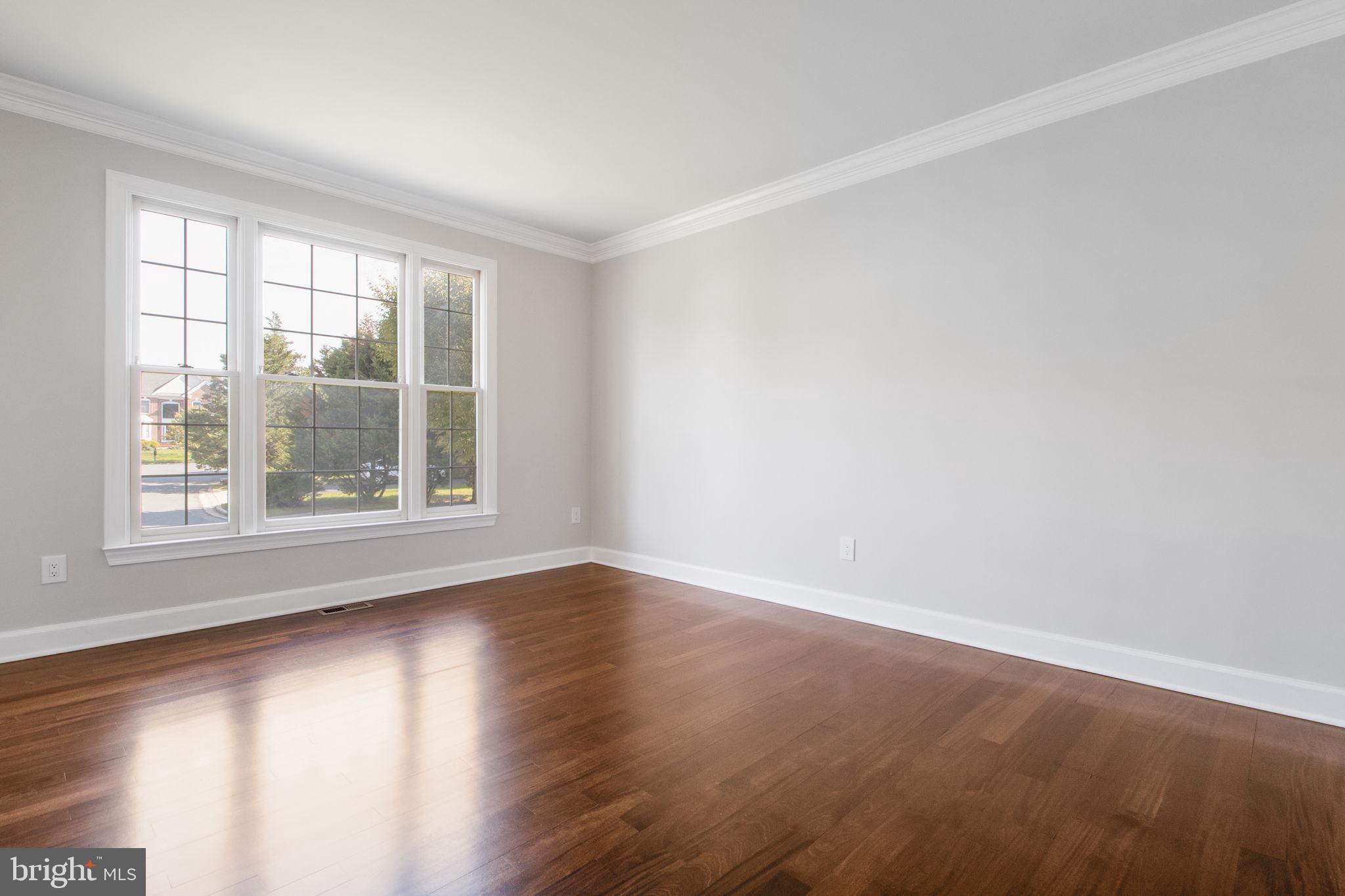 WILLOWS OF POTOMAC - Residential